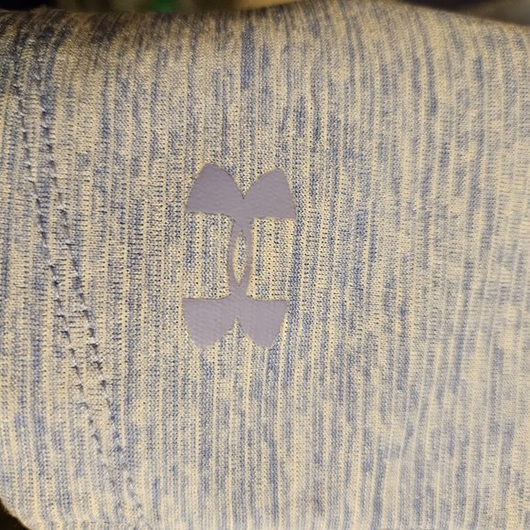 Under Armour Button Up- size small - Picture 3 of 6